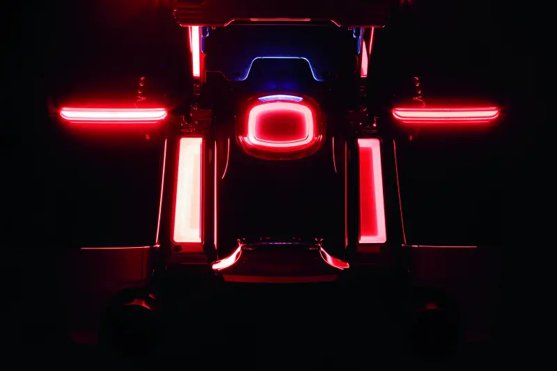 Kuryakyn Tracer Led Taillight Red Lens With License Light 2
